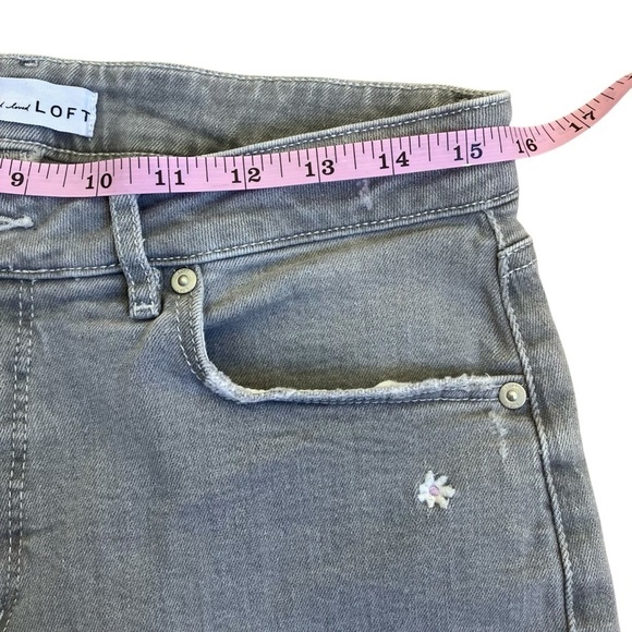LOFT Flower Daisy Embroidered Jeans Grey White Curvy Skinny Ankle Spring 10/30 - Picture 14 of 16